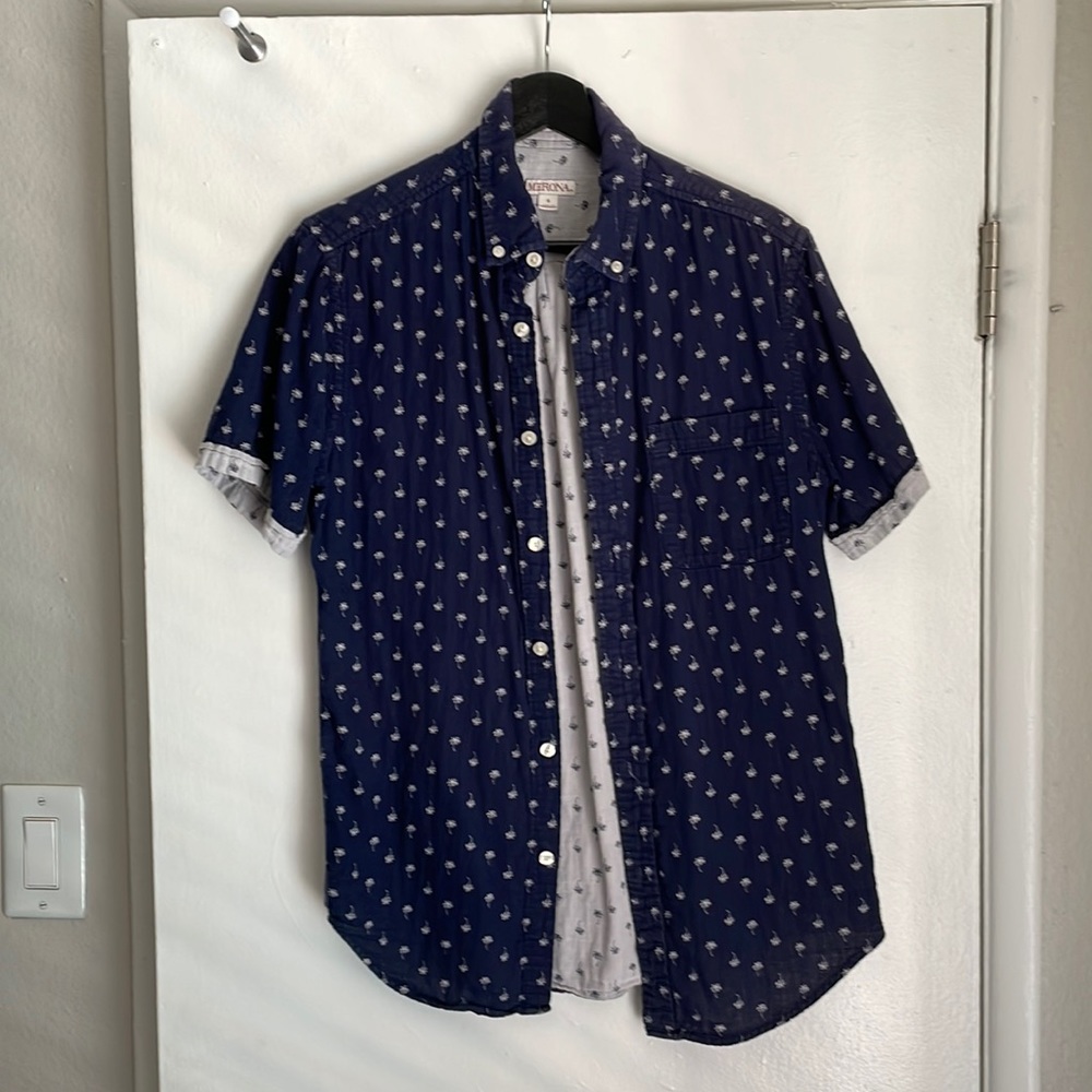Merona Button Up shirt Palm trees